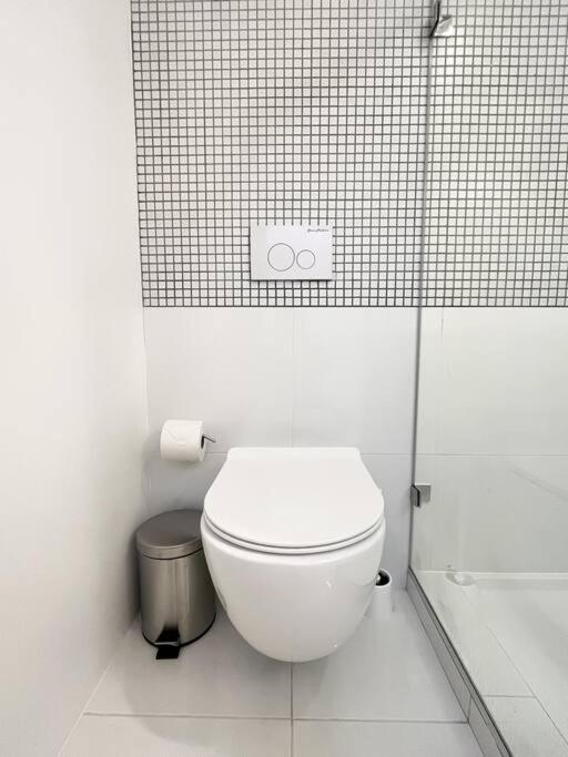 New Cozy Modern Minimalist Stay In Brooklyn At Rem-Casa Nova Iorque Exterior foto